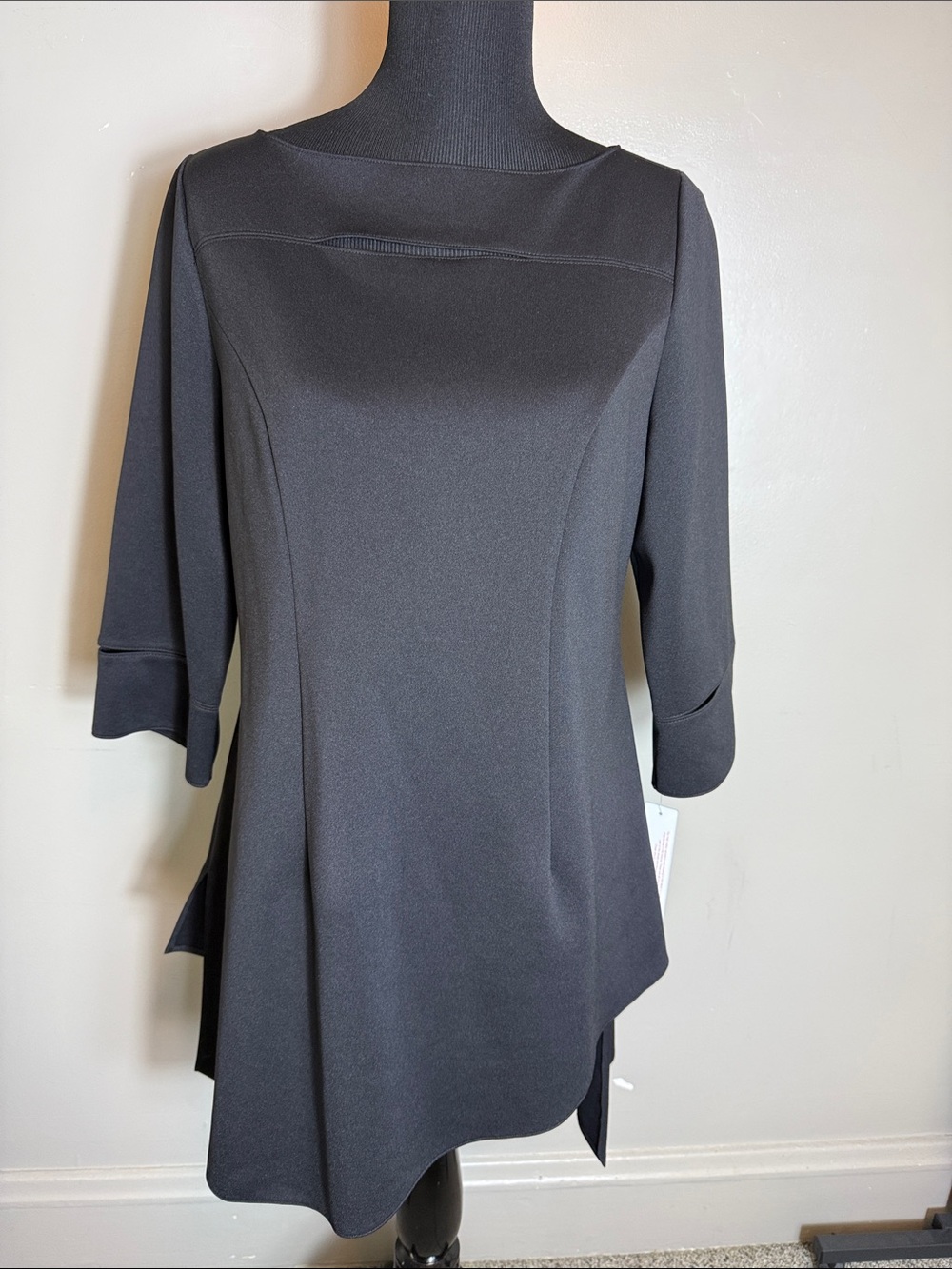 IC by Connie K Black Asymmetric Ponte Tunic Top Sz L NWT
